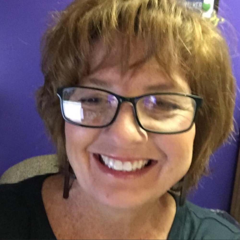 Meet your Posher, Suzanne